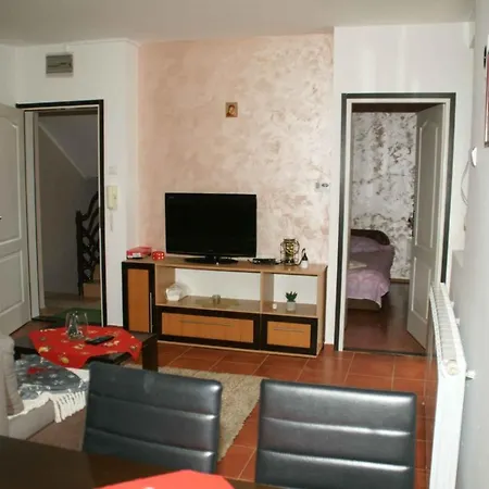 Отель Apartman Jana A Валево